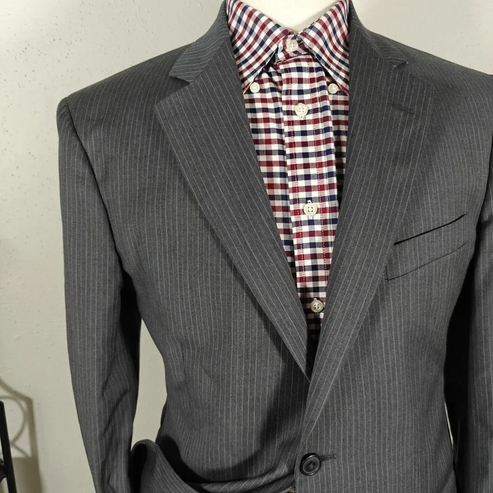 Brooks Brothers 346 Men's Sport Coat Blazer Two Button Gray Pinstriped‎ Wool 40R